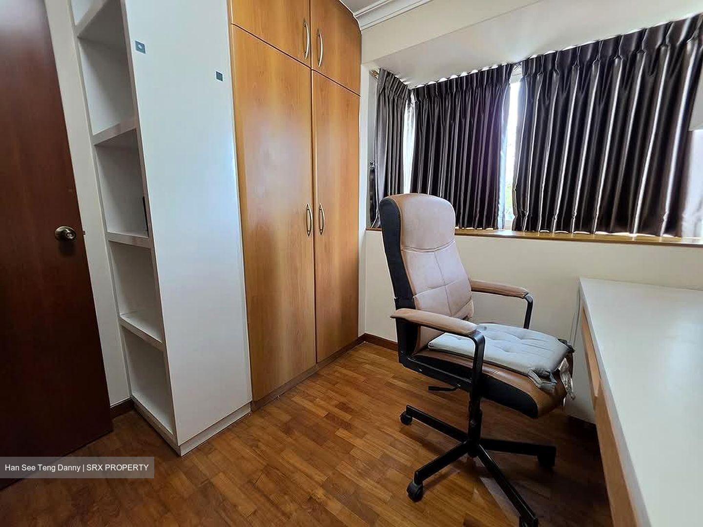 Evergreen Park (D19), Apartment #578498141